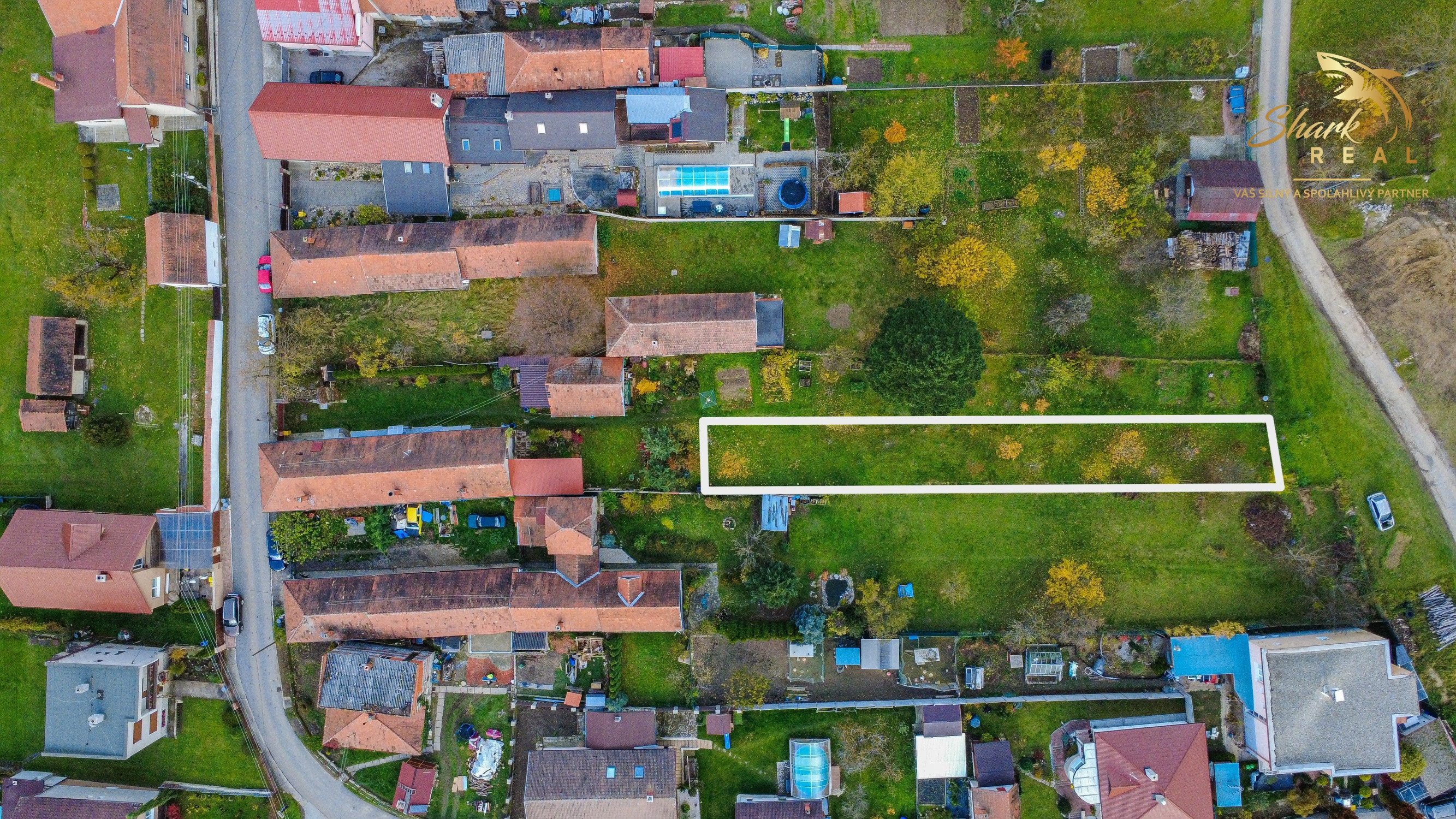Slnečný pozemok s panoramatickým výhľadom