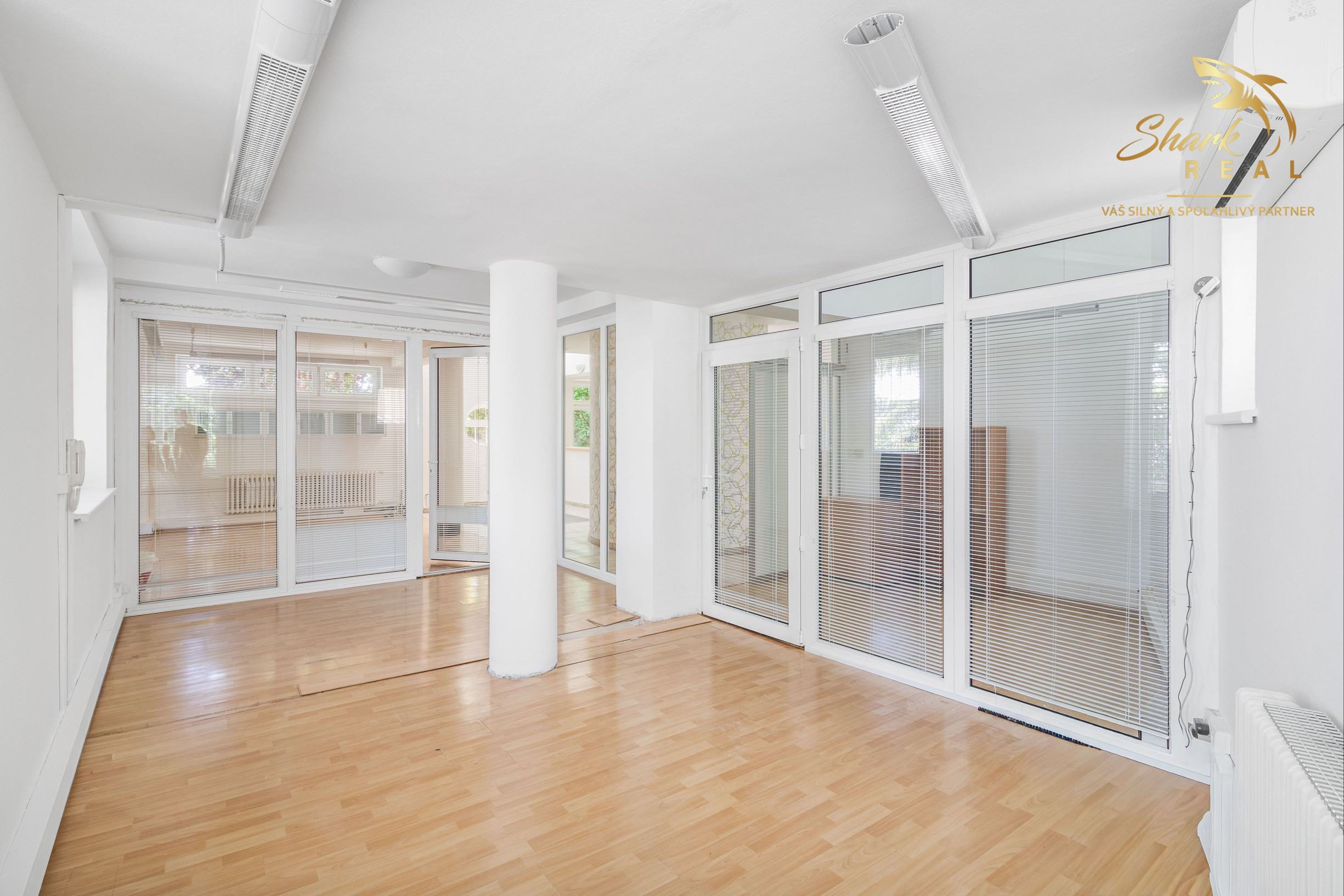 334 m² nezariadených možností | Garáž, 6 izieb, terasa | Staré Mesto, Bratislava