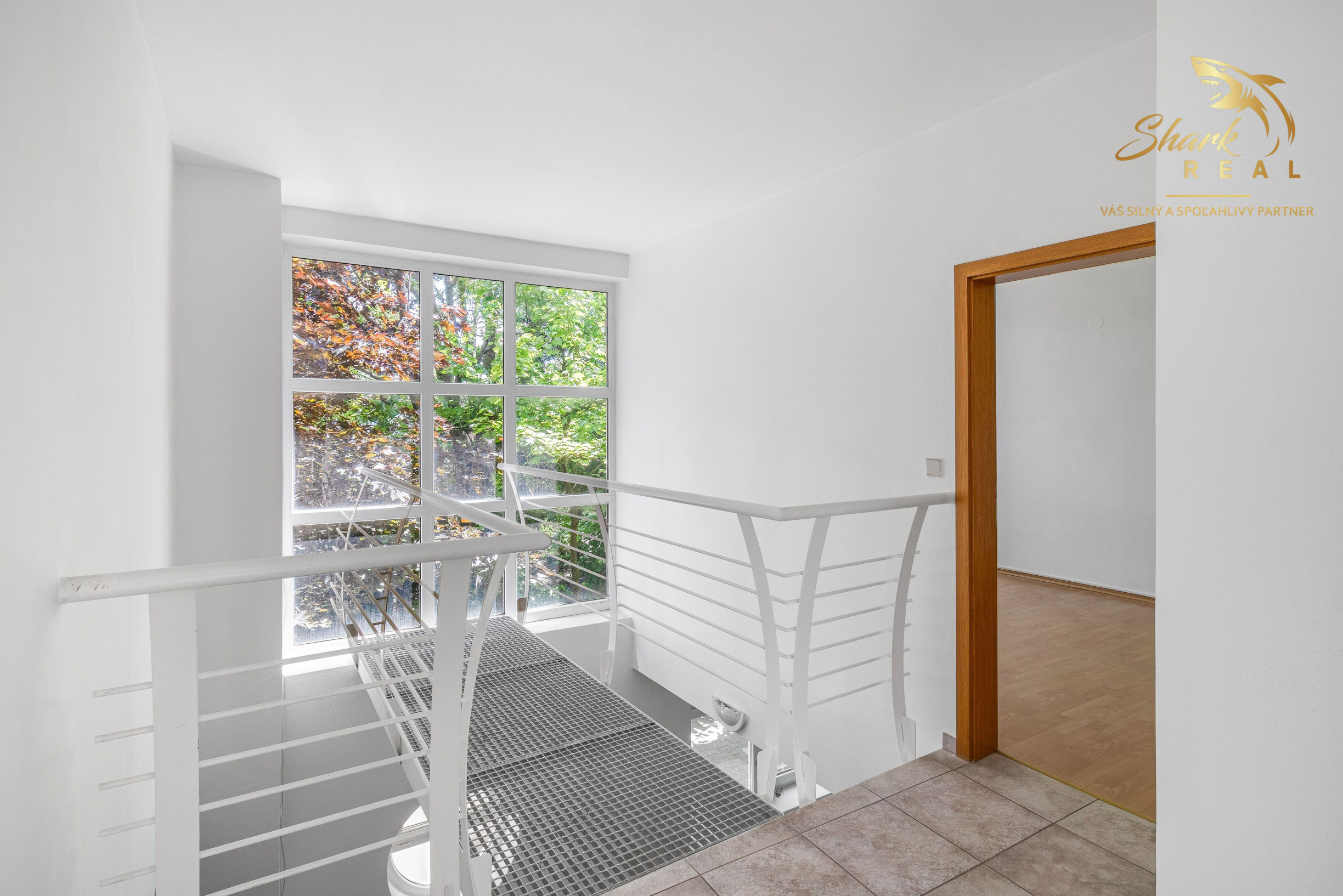 334 m² nezariadených možností | Garáž, 6 izieb, terasa | Staré Mesto, Bratislava