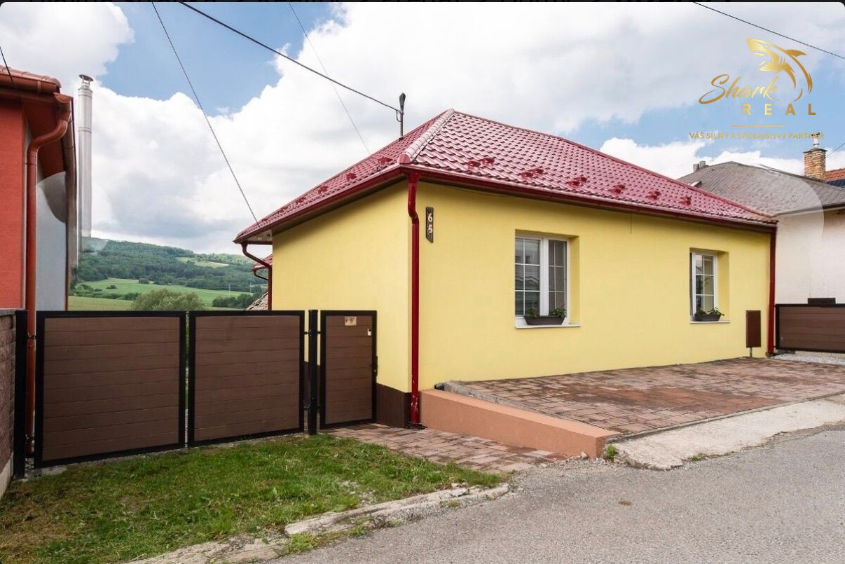 * Priestranný rodinný dom len 20 minút od Prešova – pokoj a príroda