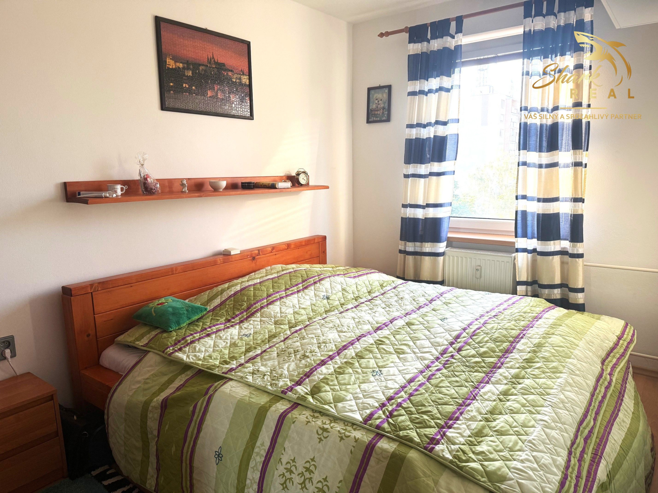 TEHLOVÝ DOM _ 3i byt PREDAJ _ 67 m2 _ centrum Senca
