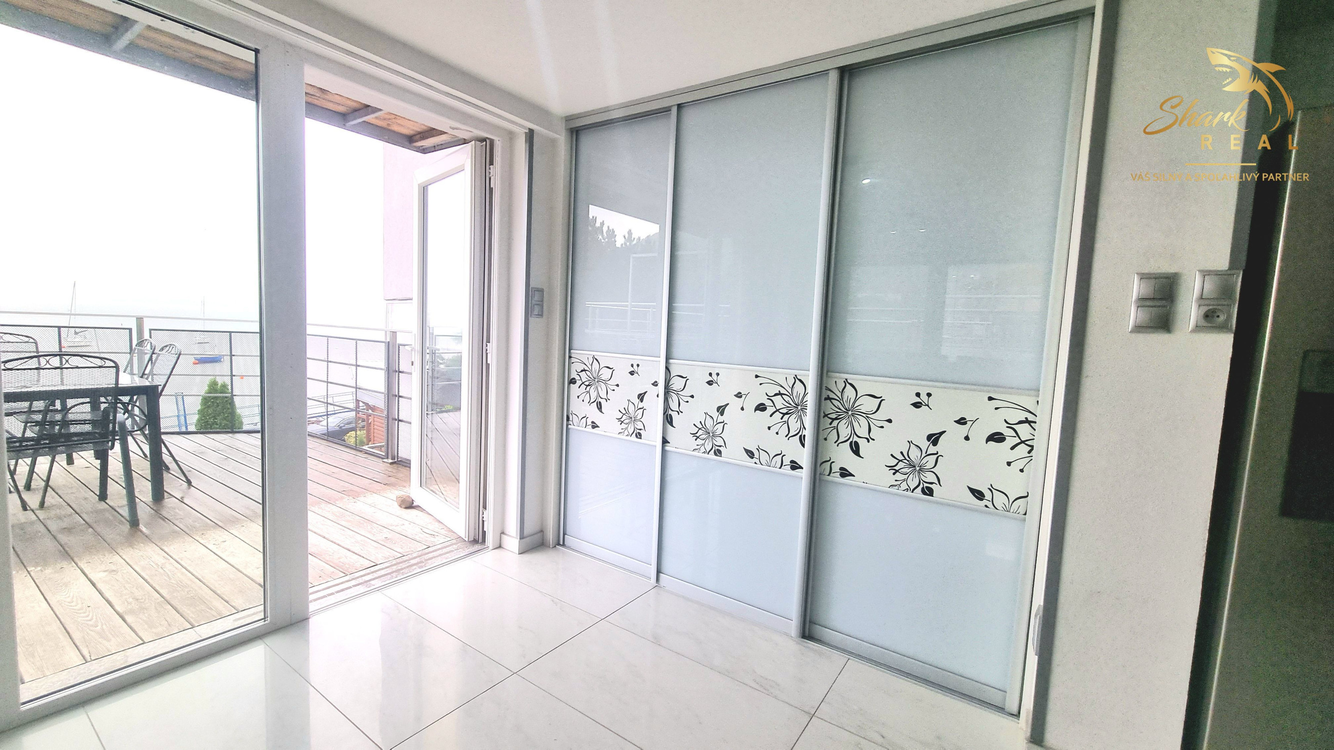 Investičný Apartmán s panoramatickým výhľadom na Zemplínsku šíravu | Lúč 