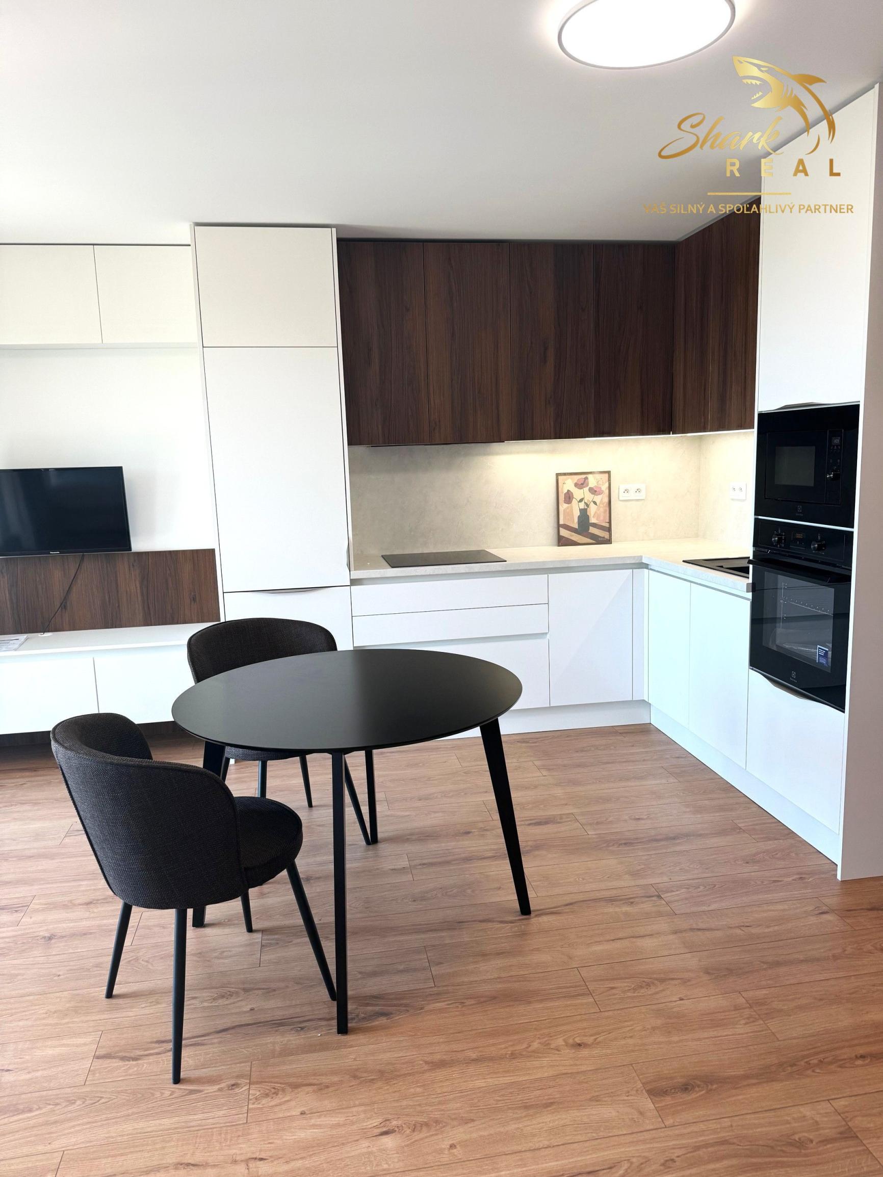 46 m2 _ NOVÝ _ 1i byt _ Parkovanie v cene