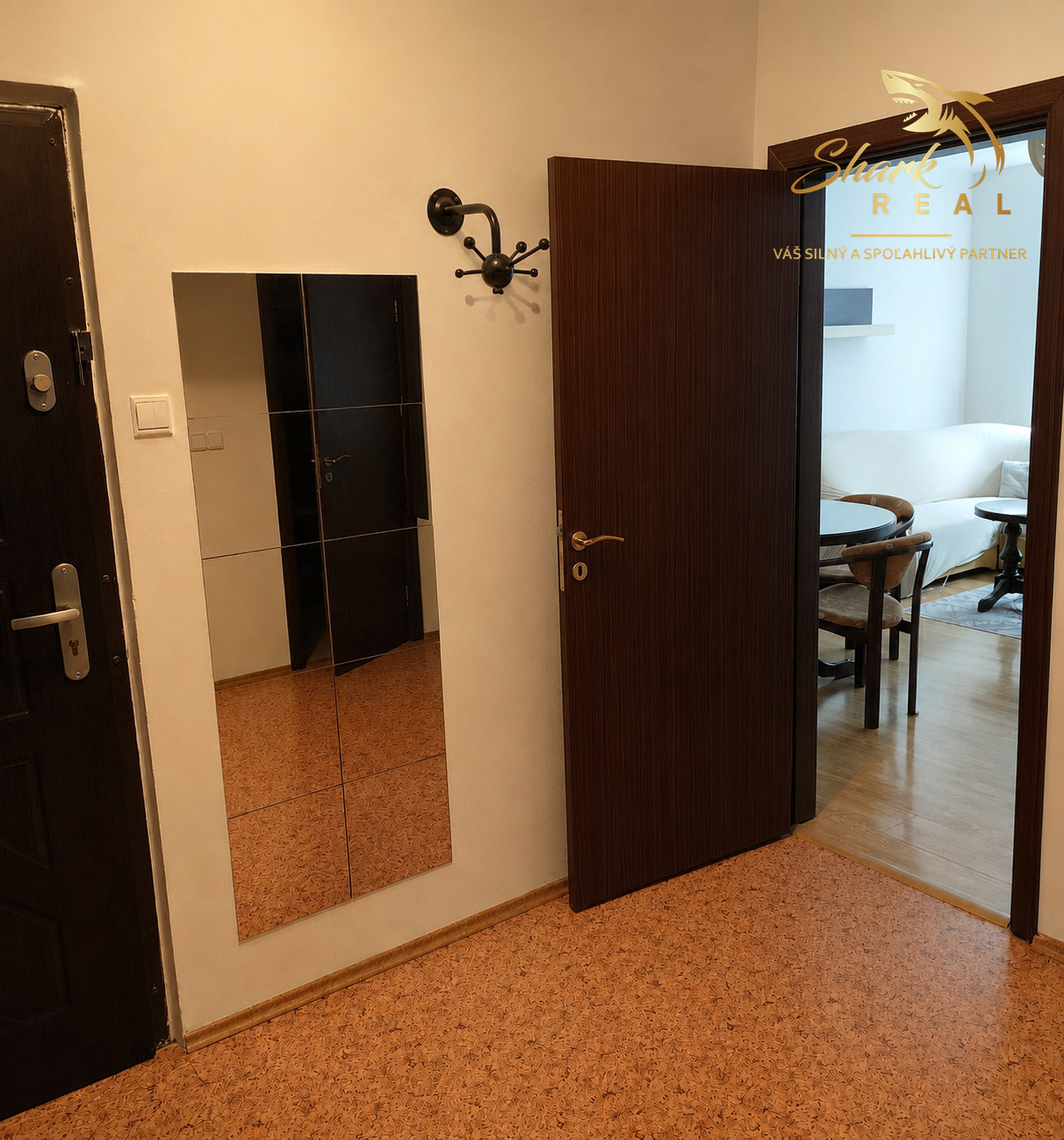 Na prenájom | Priestranný 3-izbový byt s balkónom a možnosťou garáže | Domkárska ulica, Bratislava – Ružinov