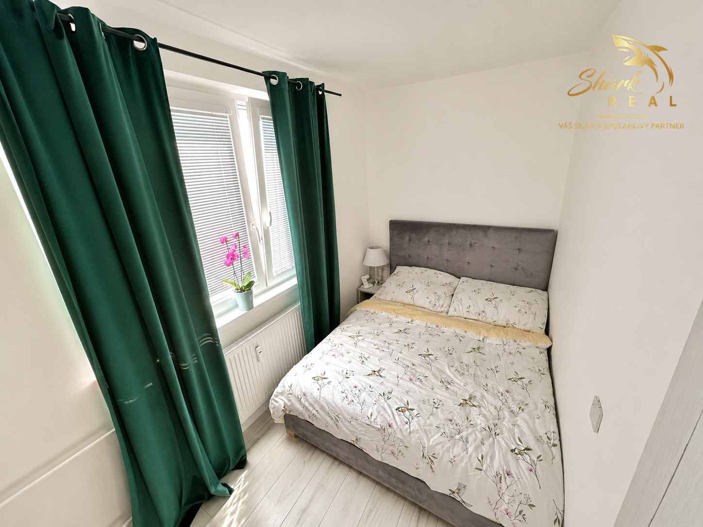 Svetlý štýlový byt pripravený na okamžité nasťahovanie