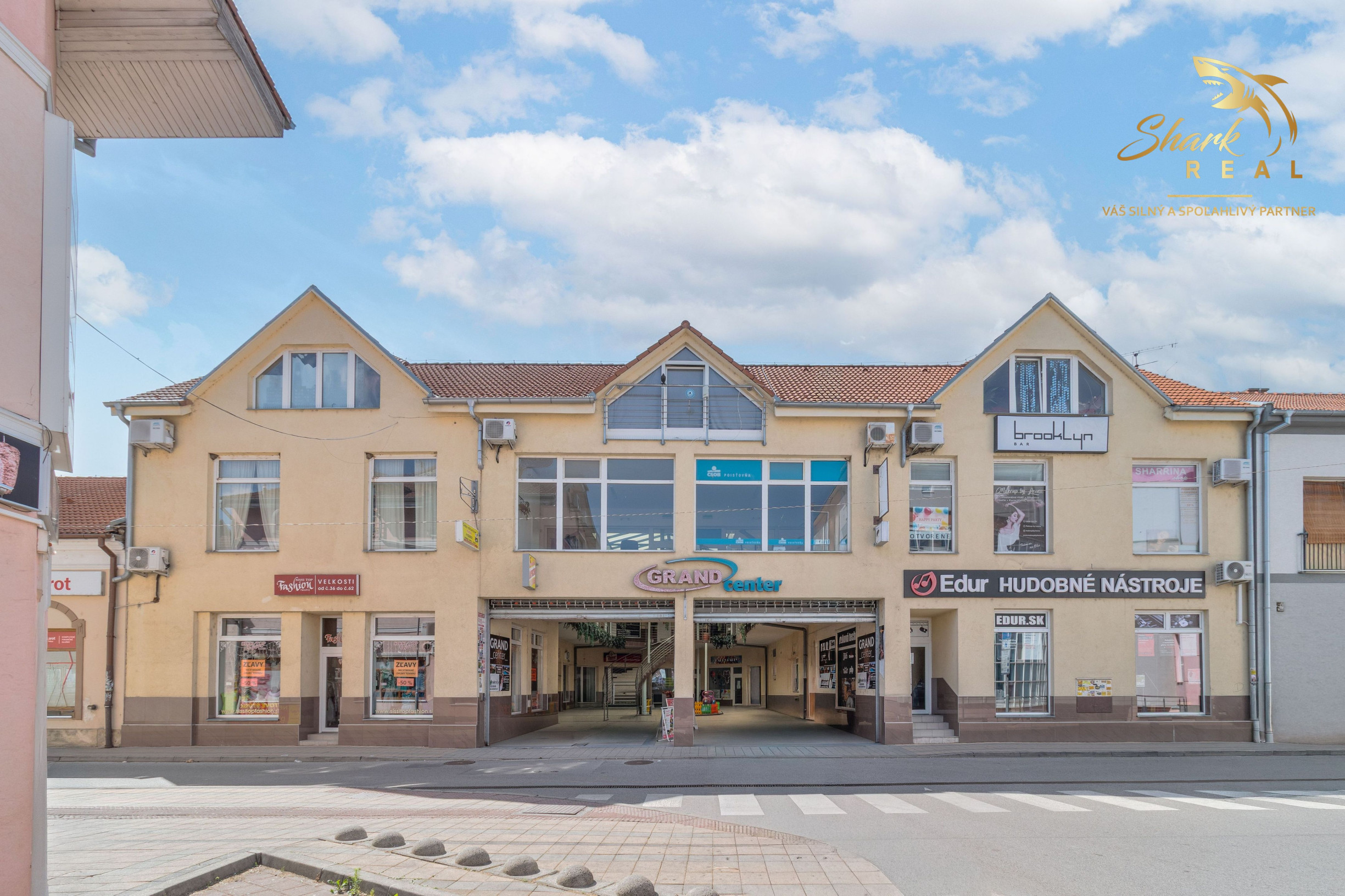 Polyfunkčný objekt s aktívnymi nájomcami v TOP lokalite - Grand Center