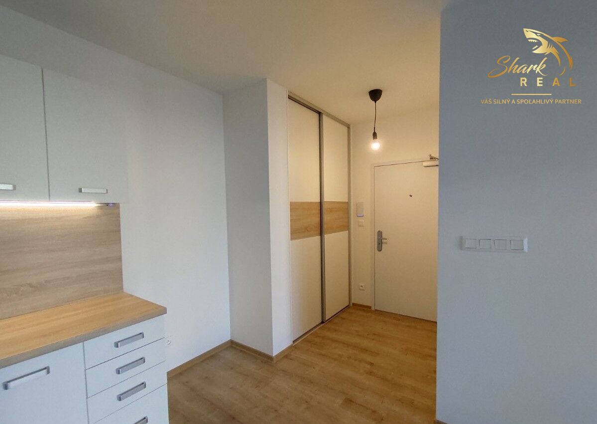 Moderný 2-izbový byt s parkovacím státím v novostavbe Alicante Gate – voľný ihneď