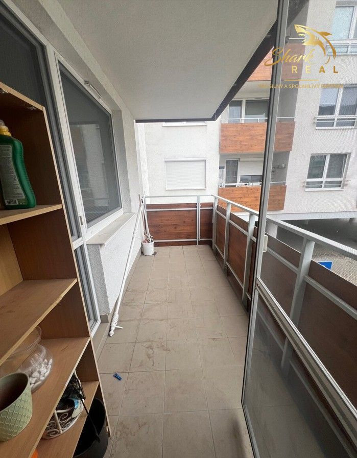 Na prenájom priestranný 3-izbový byt s garážovým státím – Nobelova 12D, Bratislava – Nové Mesto