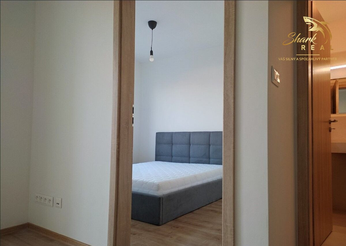 Moderný 2-izbový byt s parkovacím státím v novostavbe Alicante Gate – voľný ihneď