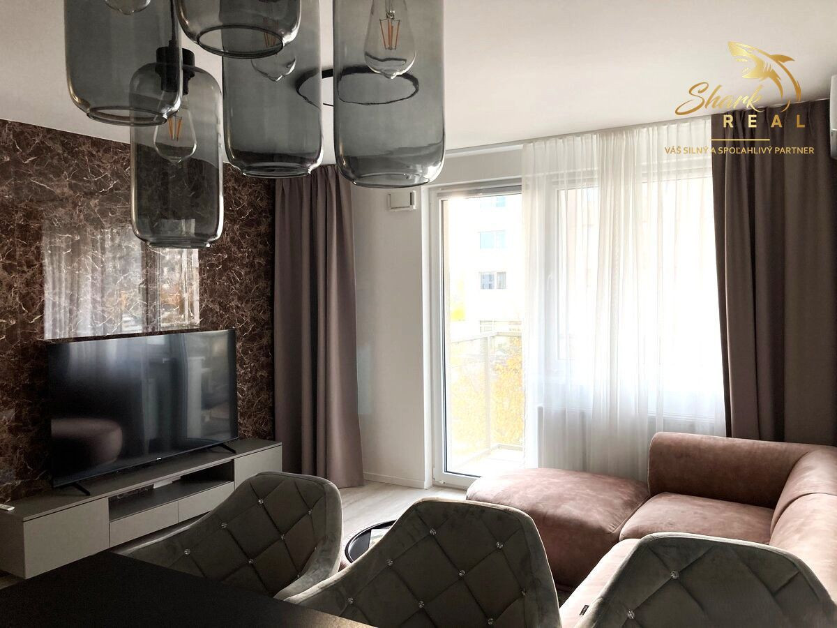 LUXUSNÝ 3i byt _ ÚPLNE NOVÝ _ Ovocné Sady