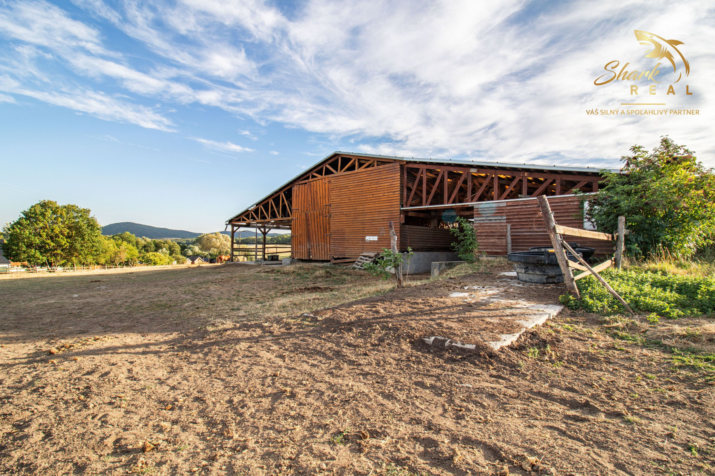 KÚSOK SLOVENSKA PRE VÁŠ FARMÁRSKY SEN – 27 HA, PODKYLAVA