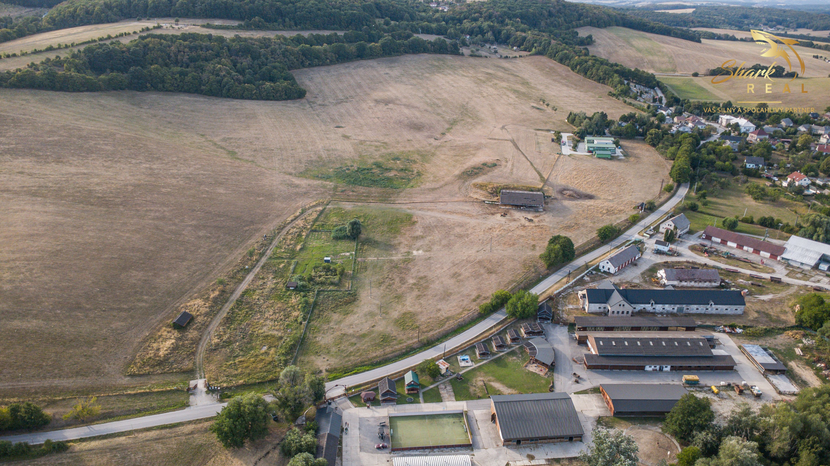 KÚSOK SLOVENSKA PRE VÁŠ FARMÁRSKY SEN – 27 HA, PODKYLAVA