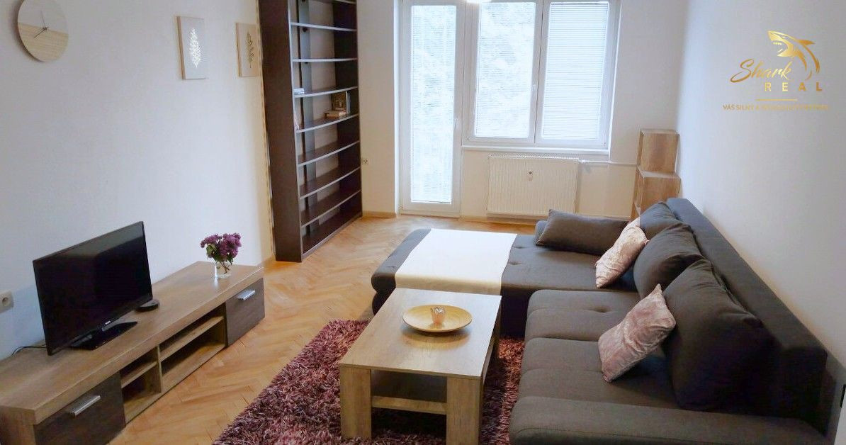 Svetlý, kompletne zariadený 2i byt s balkónom blízko centra Trenčína