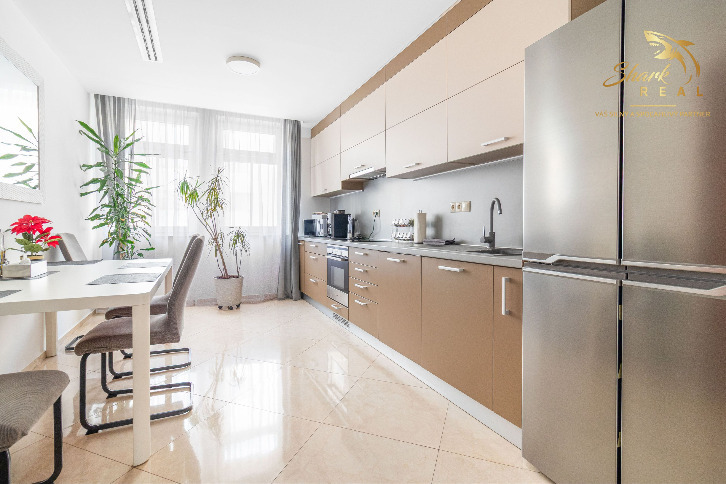 Výnosný 3i byt v centre | AirBnb ready | Námestie 1. mája, Bratislava