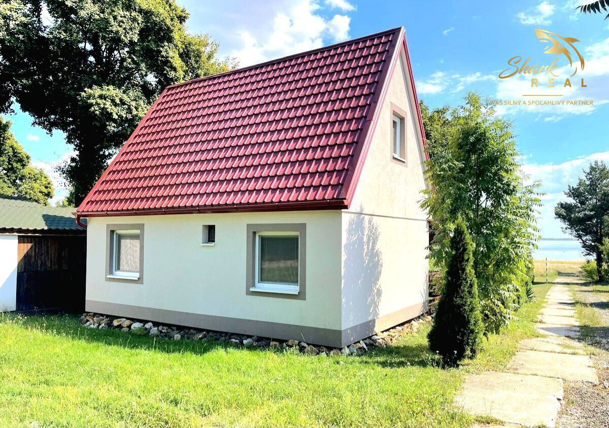 Štýlová chata s výhľadom na Zemplínsku šíravu – Paľkov