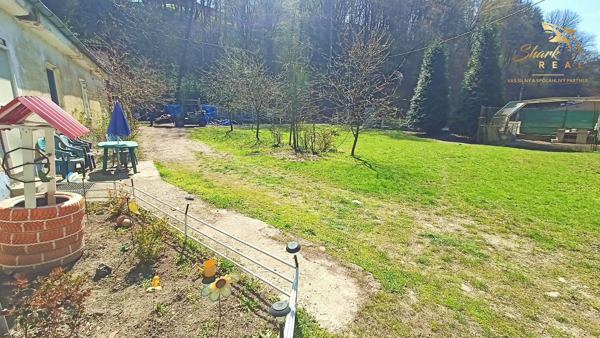 Zaujímavý objekt vhodný na podnikanie v obci Vyhne