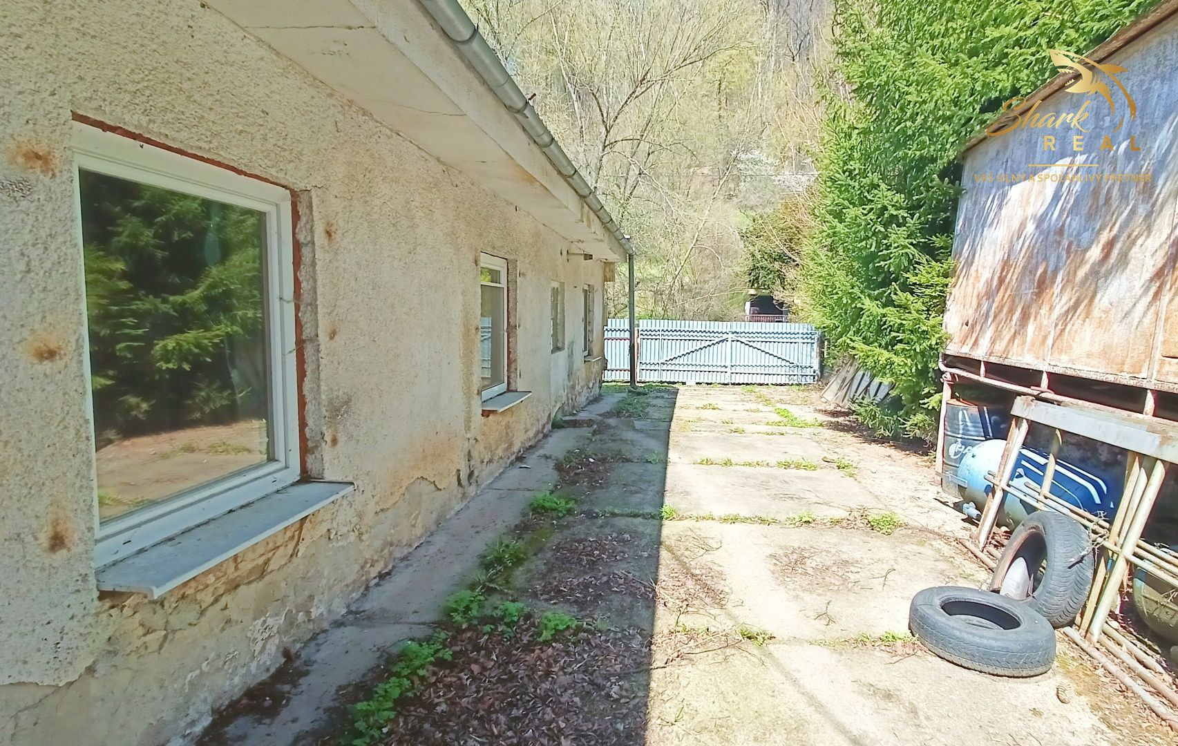 Zaujímavý objekt vhodný na podnikanie v obci Vyhne