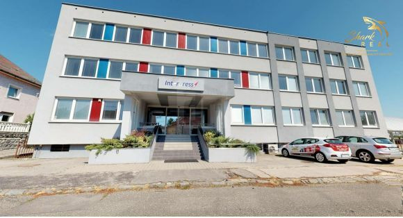 Administratívna budova v Bratislave