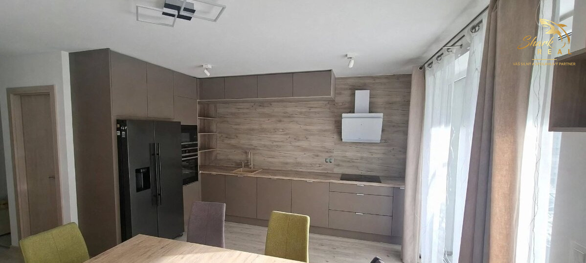 Modern 3-Bedroom Apartment for Rent in Urban Residence, Bratislava – New Town