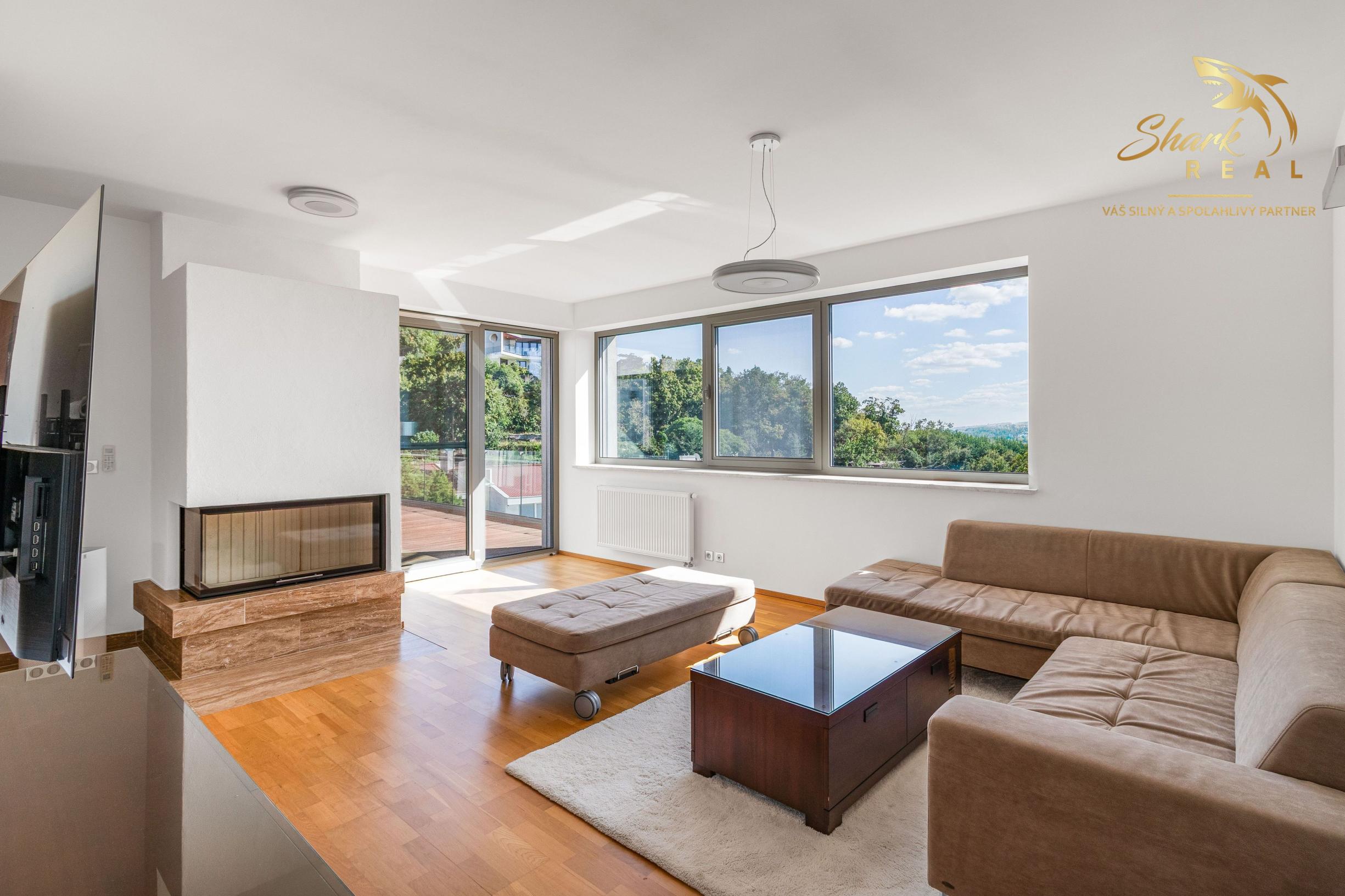 Panoráma Dunaja a Rakúska | 4i, 125 m² + terasy | Hradný kopec | Staré Mesto