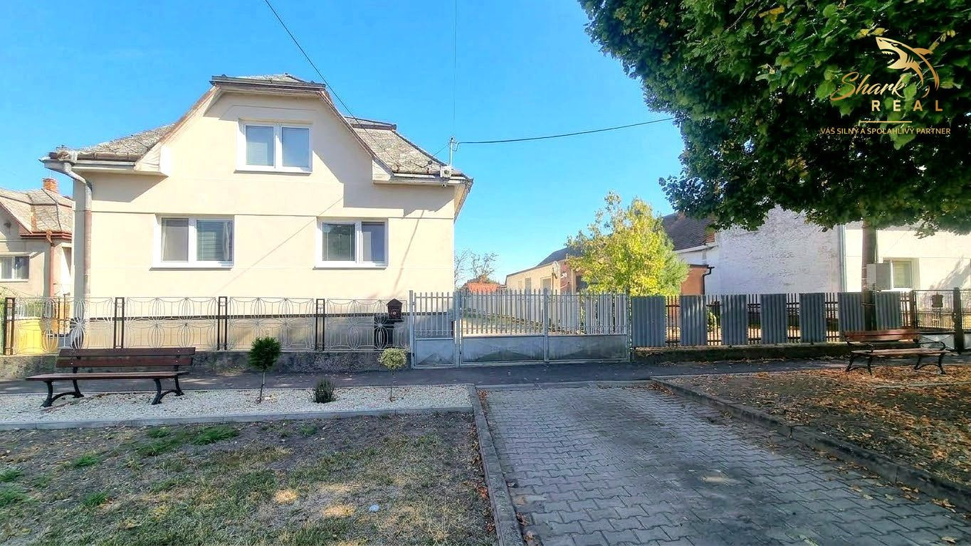 RODINNÝ DOM  v KOŽUCHOVE s obrovským pozemkom len 7 km od Trebišova