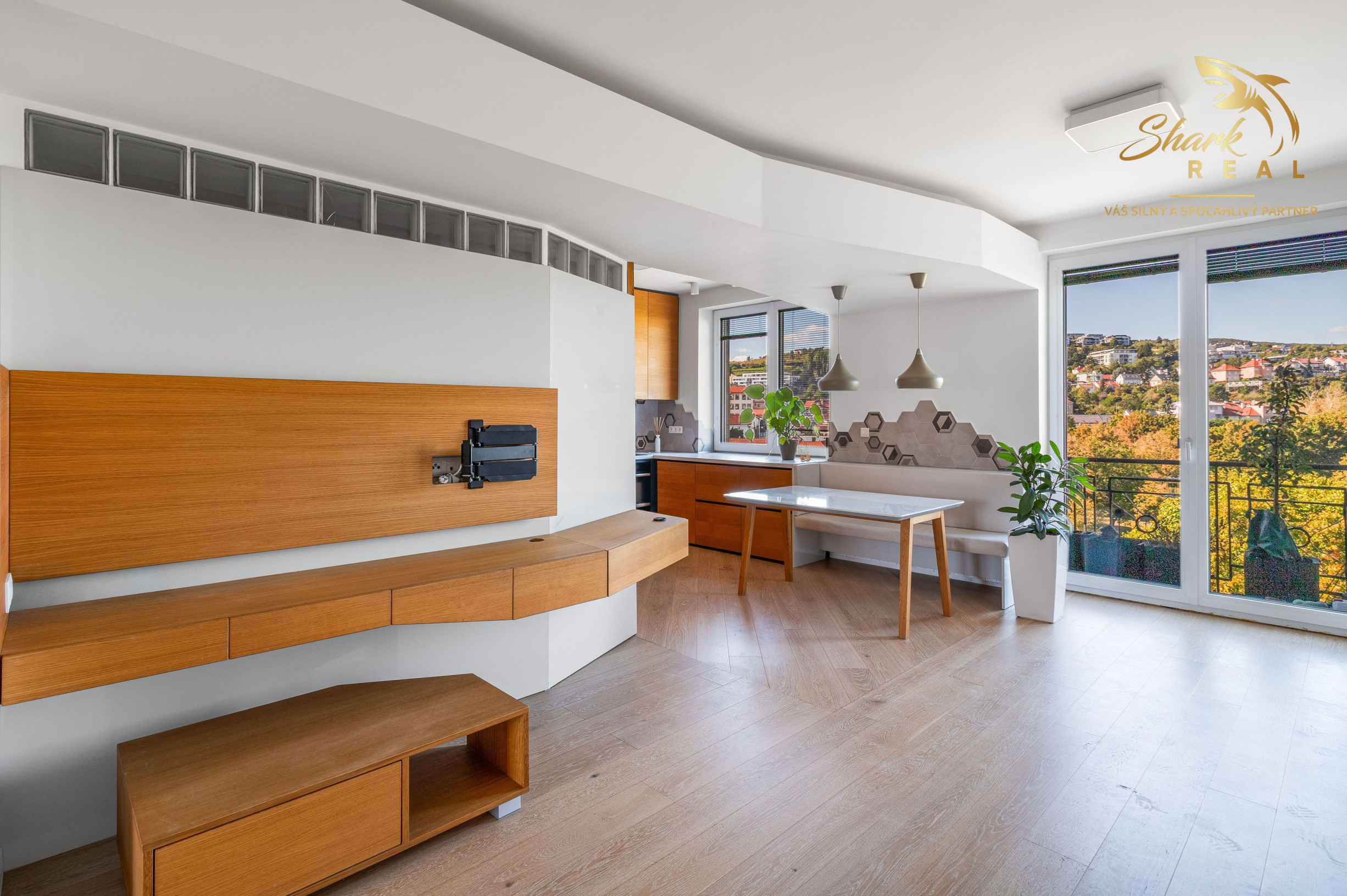 Prekvapivo tichý 3i byt na Šancovej | Po architektonickej rekonštrukcii | 77m², 2x balkón | 