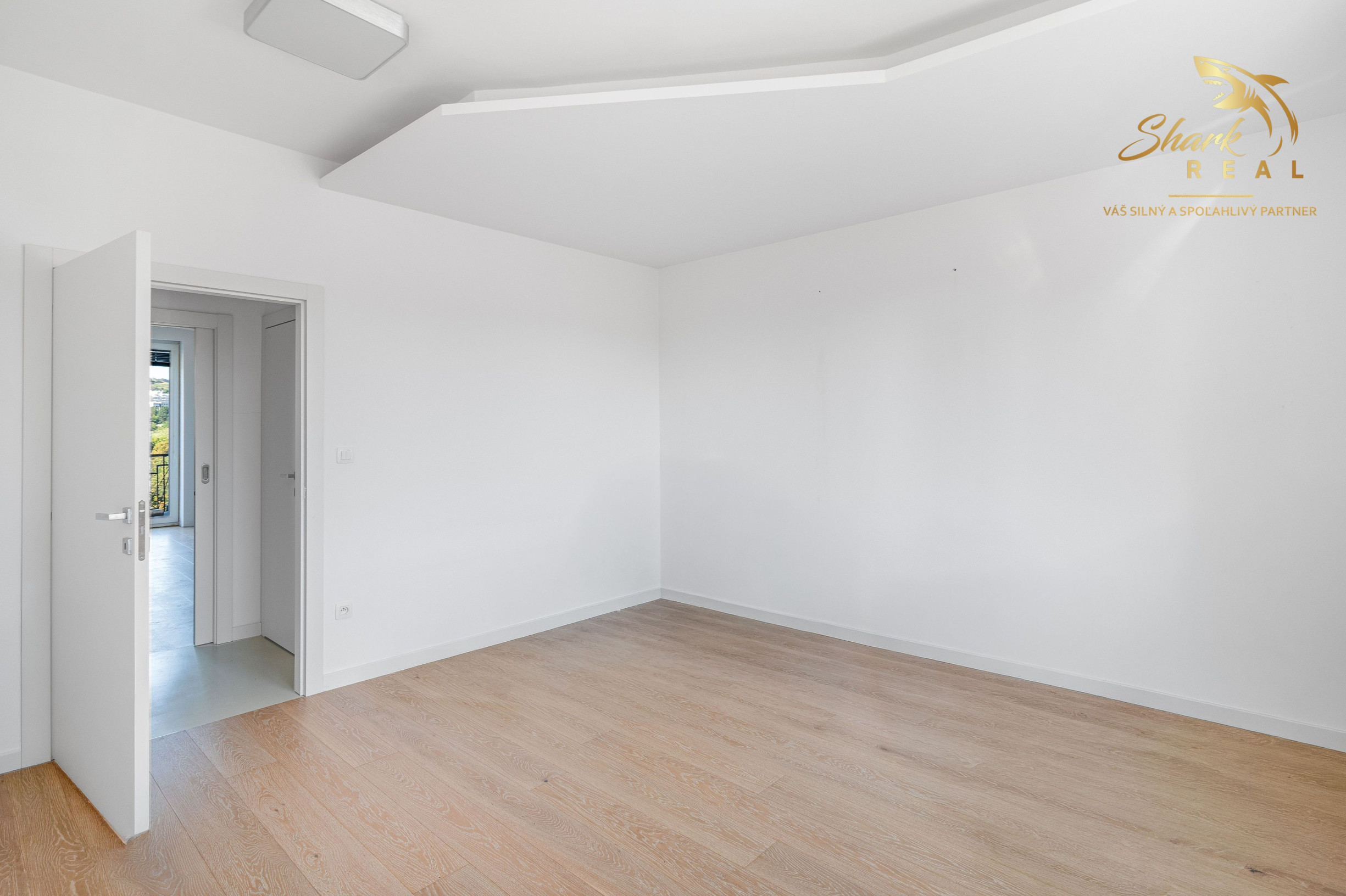 Prekvapivo tichý 3i byt na Šancovej | Po architektonickej rekonštrukcii | 77m², 2x balkón | 