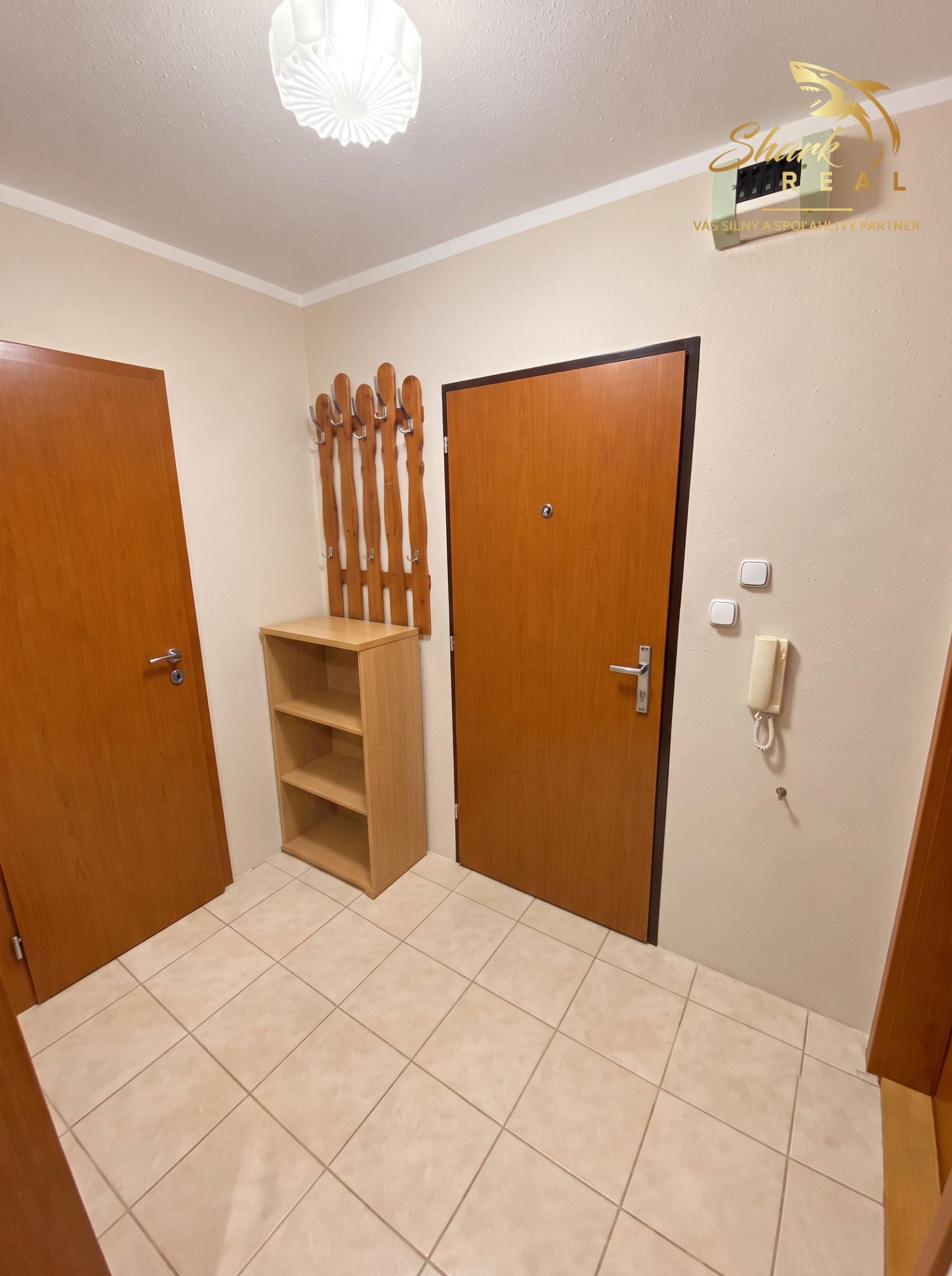 Ponuka predaja: Priestranný 4-izbový byt s loggiou (84 m²), Martin – Košúty