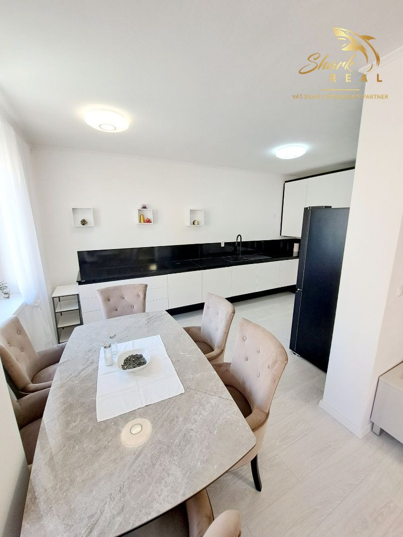Veľkometrážny byt 100m2 s terasou v centre mesta