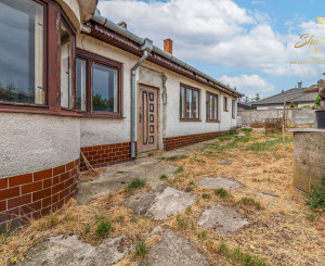 Rodinný dom s potenciálom 2 bytových jednotiek alebo podnikania s bývaním| Vinohrady nad Váhom
