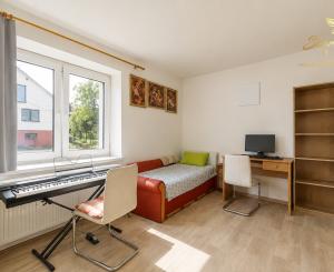 Priestranný rodinný dom s pozemkom 1 623 m² v Pavlovej Vsi – len pár minút od Tatralandie