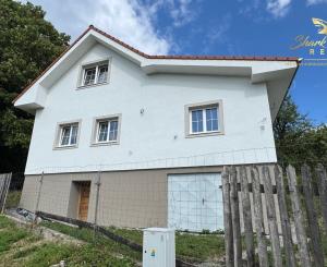 EXKLUZÍVNE - Jedinečná nehnuteľnosť s výhľadom na okolitú prírodu