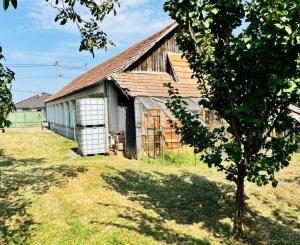 Na predaj 4-izbový vidiecky dom v obci Branč s možnou dohodou na cene