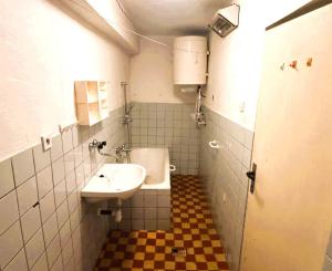 Na predaj 4-izbový vidiecky dom v obci Branč s možnou dohodou na cene