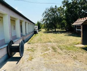 Na predaj 4-izbový vidiecky dom v obci Branč s možnou dohodou na cene
