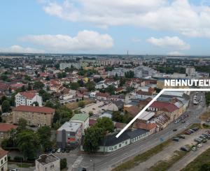 NA PREDAJ - Exkluzívne - Reštaurácia s terasou, barom a apartmánom.