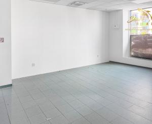 PRENÁJOM – Obchodný priestor 49,5 m² v nákupnom centre Dubrawa