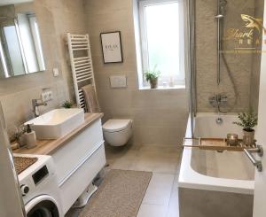 Nadštandardný 4-izbový byt po kompletnej rekonštrukcii - Piešťany