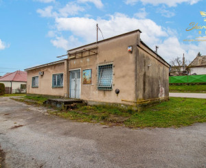 OBCHODNO - SKLADOVÝ PRIESTOR , kaviareň, potraviny alebo iné služby?