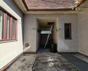 RODINNÝ DOM - ZA CENU BYTU !!! - Topoľčany priamo