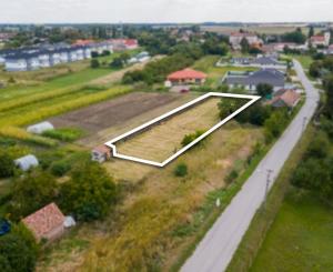 Exkluzívna ponuka – stavebný pozemok v obci Žihárec