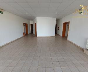 Administratívno-apartmánová budova