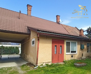 Dva rodinné domy na predaj v centre Žarnovice