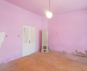 Dva rodinné domy na predaj v centre Žarnovice