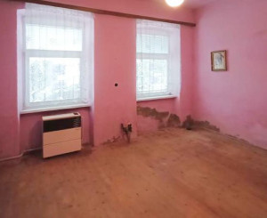 Dva rodinné domy na predaj v centre Žarnovice