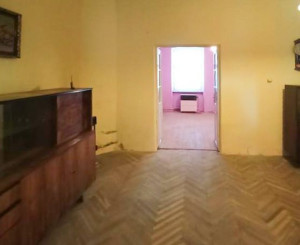Dva rodinné domy na predaj v centre Žarnovice