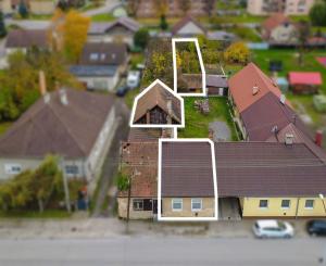 Dom v centre Žarnovice – ideálny aj na podnikateľské účely
