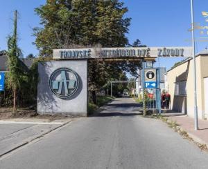 Hala s pozemkami v priemyselnej zóne v Trnave