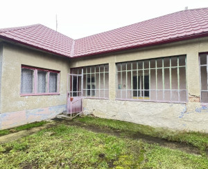 Rodinný dom s novou strechou