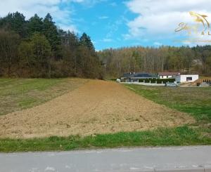 Veľký stavebný pozemok